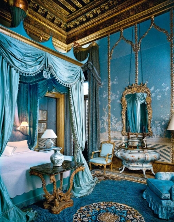 Dodie Rosenkrans Venice Palace 12 turquoise bedroom
