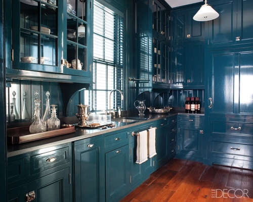 Kitchen. Miles Redd. High gloss Hague Blue by Farrow & Ball.