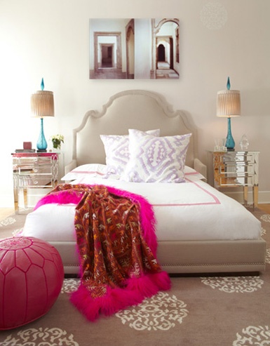 aqua and pink bedroom