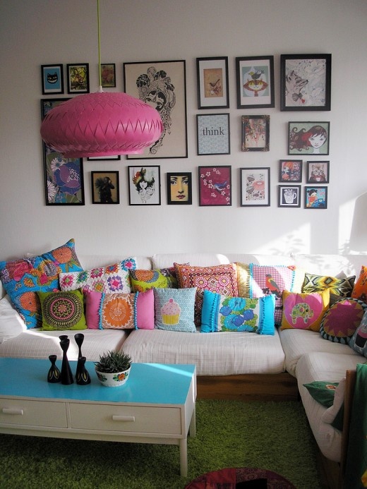 aqua and pink living room