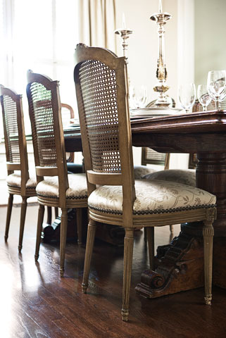 English country dining room
