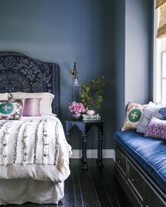 25 Amazing Indigo Blue Bedroom Ideas - Panda's House