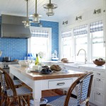 blue-white-traditional-kitchen
