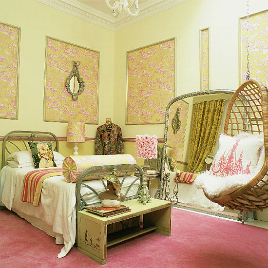 Pink and Green Bedroom - Panda's House