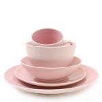 pastel-pink-plates