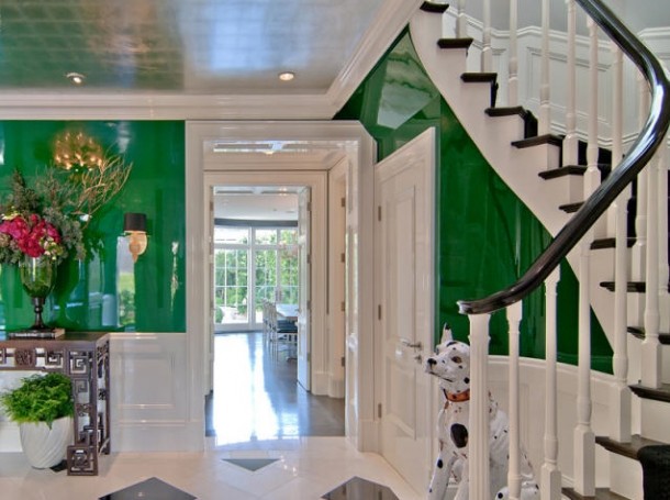 green-walls-staircase