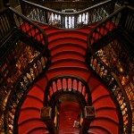 Livraria Lello red staircase