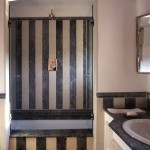 italy-belvedere-umbria-castle-21 italian bathroom