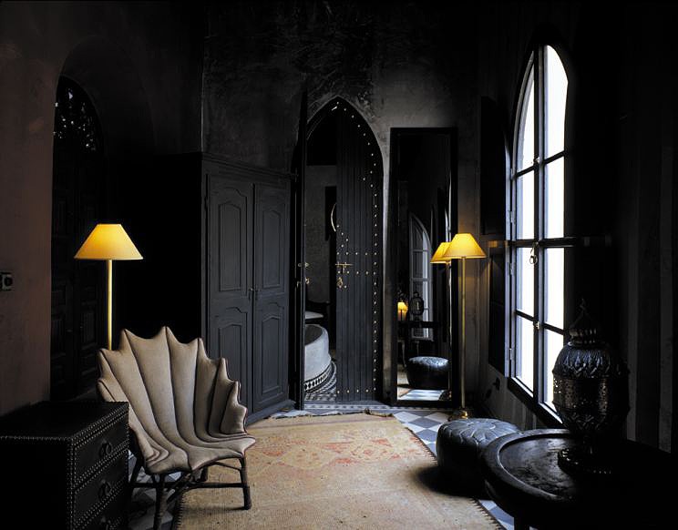 black interior design morocco