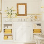 Bathroom in white and mustard yellow