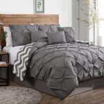 Piece Plush Modern Pinch Pleated Comforter Set